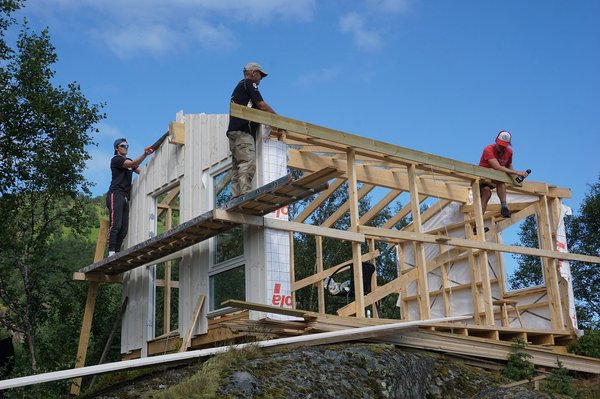 Pourquoi privilégier la construction en bois et paille ?